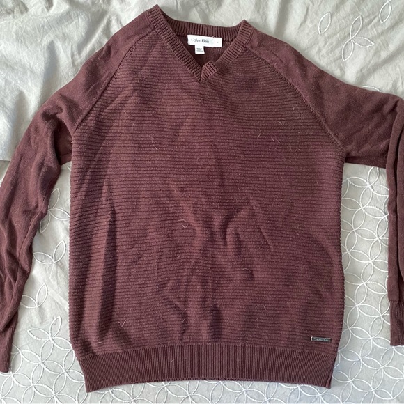 Calvin Klein sweater - Picture 3 of 3